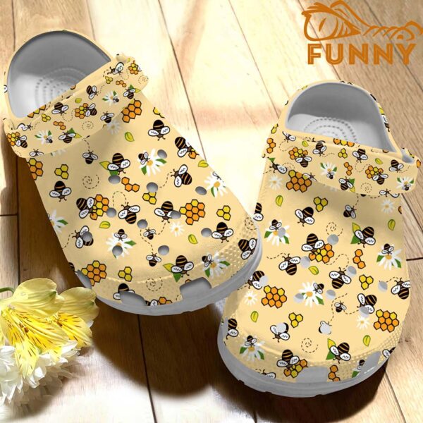 Bee Pattern Crocs 3.jpg