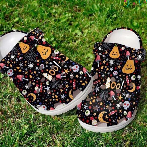 Boo Halloween Pattern Classic Crocs.jpg