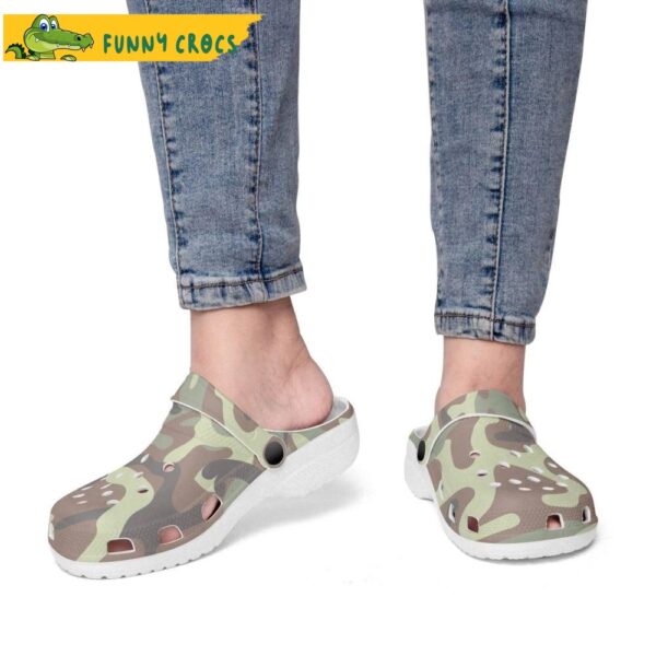 Camo Crocs Clog Shoes 3 1.jpg