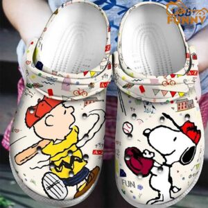 Funny Snoopy Crocs 1.jpg