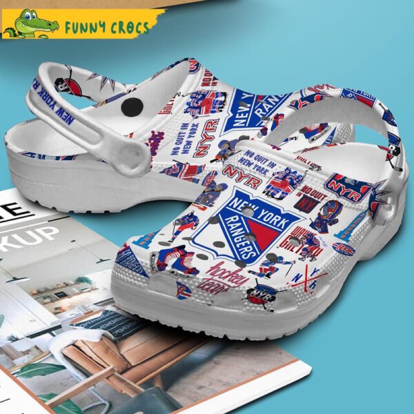 New York Rangers NHL Crocs Slippers 3.jpg