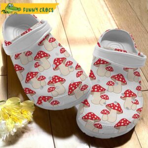 Red Mushroom PatternCrocs Slippers 1.jpg