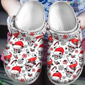 Santa Skull Christmas Pattern Crocs.jpg