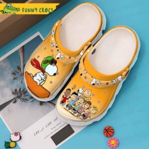 Snoopy And Funny Friends Crocs Slippers.jpg