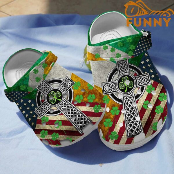 St Patricks Day Crocs 1.jpg