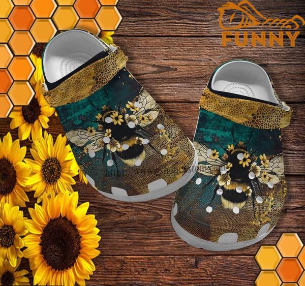 Vintage King Bee Pattern Crocs 1.jpg