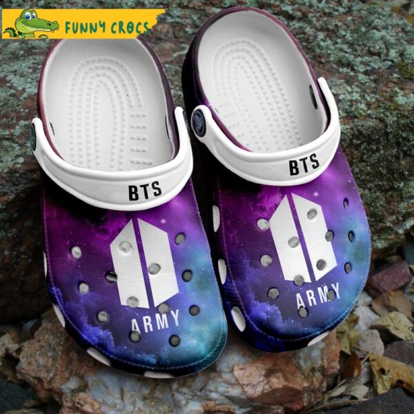 logo Army x Bts Crocs Clog Shoes 1.jpg