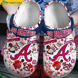 Atlanta Braves White Crocs Shoes 1.jpg