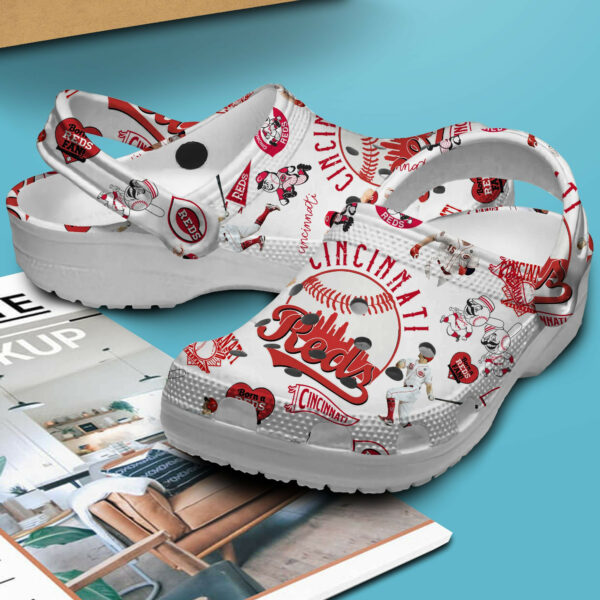 Cincinnati Reds White Crocs 2.jpeg