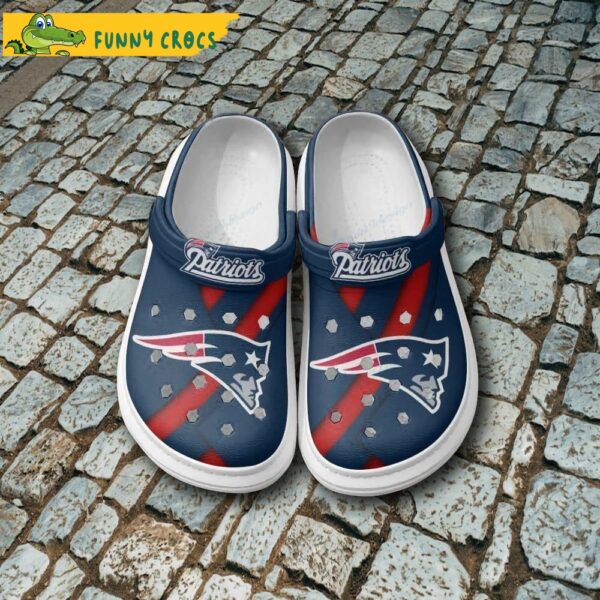 Crocs New England Patriots Shoes.jpg