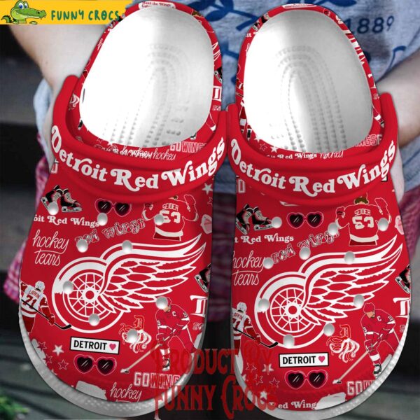 Detroit Red Wings Red Crocs Shoes 1.jpg