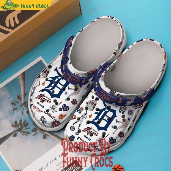 Detroit Tigers Crocs Shoes 2.jpg