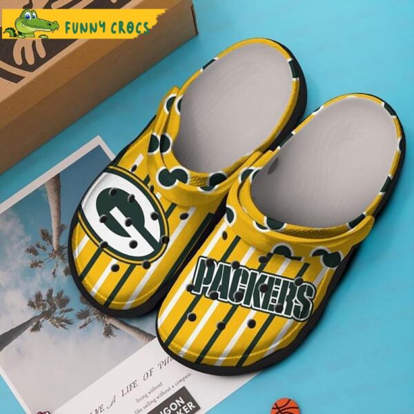 Green Bay Parkers Crocs.jpg