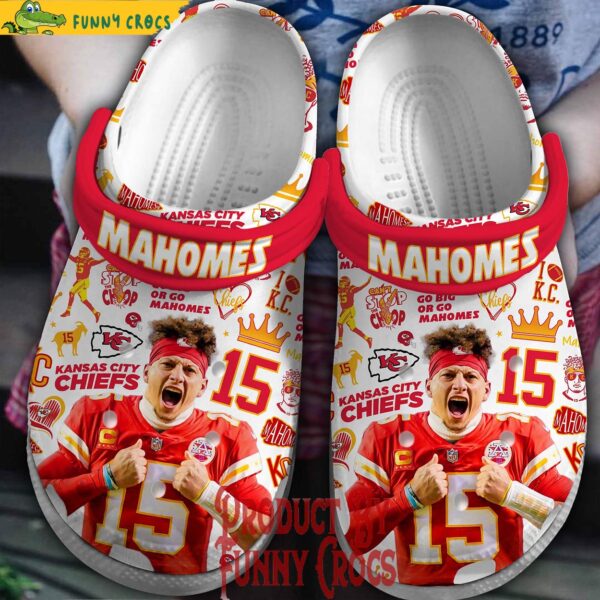 Kansas City Chiefs Mahomes Crocs Slippers 1.jpg