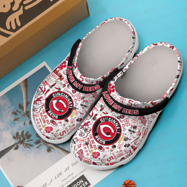 Love My Reds Cincinnati Reds Crocs Shoes 4.jpg