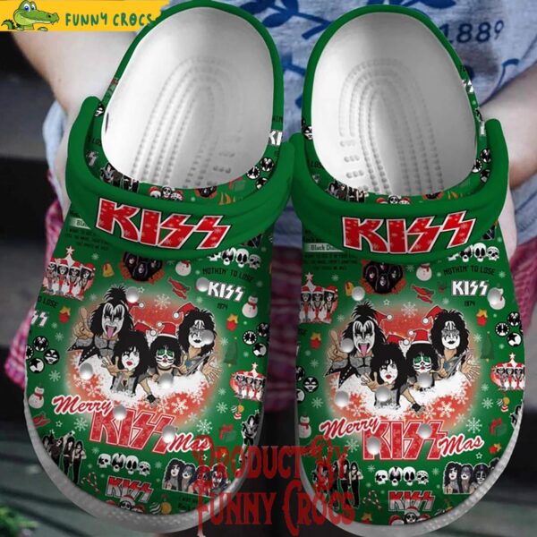 Merry Christmas Kiss Green Crocs Shoes 1.jpg