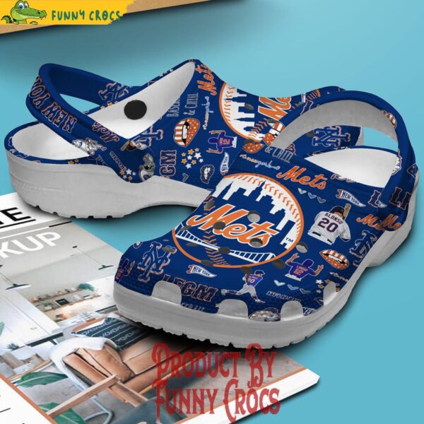 Mets Crocs 2.jpg