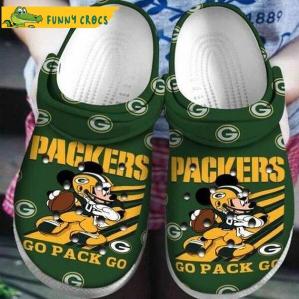 Mickey Mouse Green Bay Packers Crocs.jpg