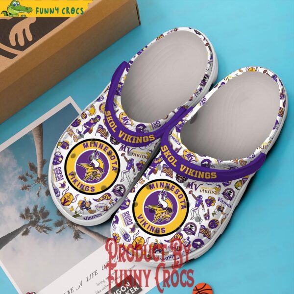 Minnesota Vikings Skol Vikings Crocs Slippers 2.jpg