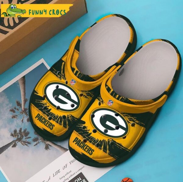 NFL Crocs Green Bay Parkers Shoes.jpg