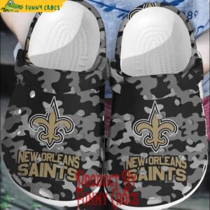 New Orleans Saints Camo Grey Crocs Shoes 1.jpg