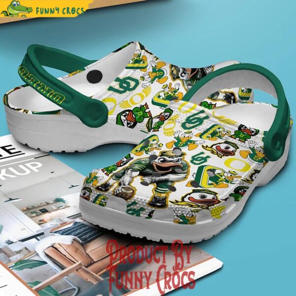 Oregon Ducks Crocs 3.jpg