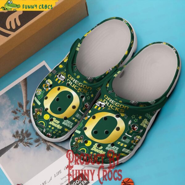 Oregon Ducks Green Crocs 3.jpg