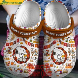 Snoppy Happy Turkey Day Crocs Shoes 1.jpg