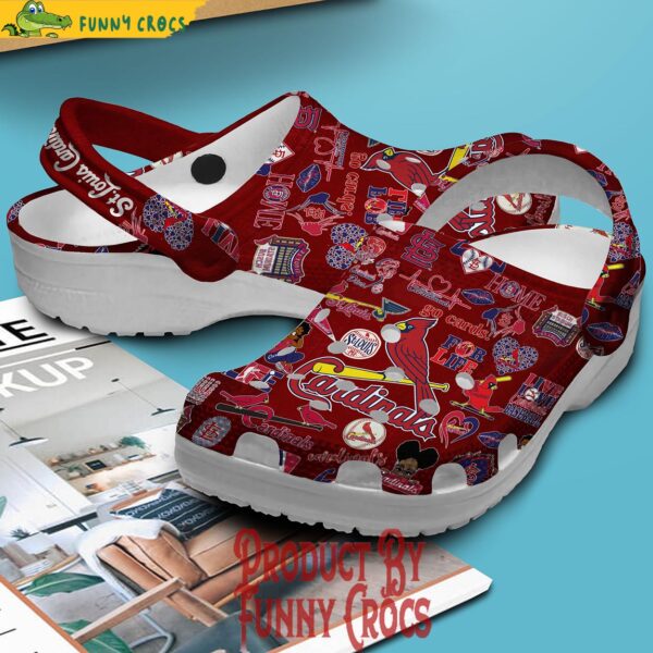 St Louis Cardinals Crocs Slippers 2.jpg